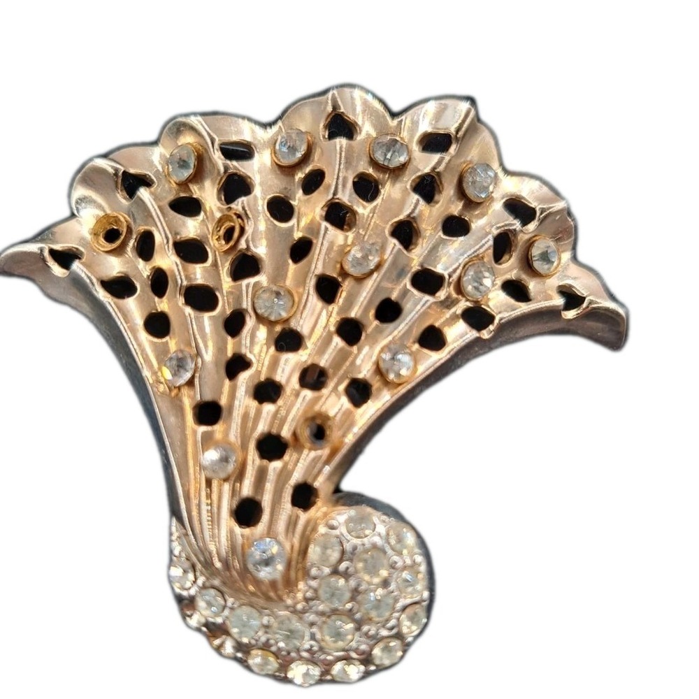 Vintage Karu Arke Wave Gold Tone Rhinestone Brooch/Pin
